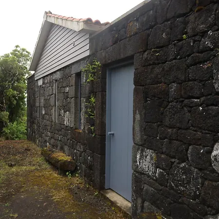Casas Do Caminho Novo Semesterbostad São Roque do Pico